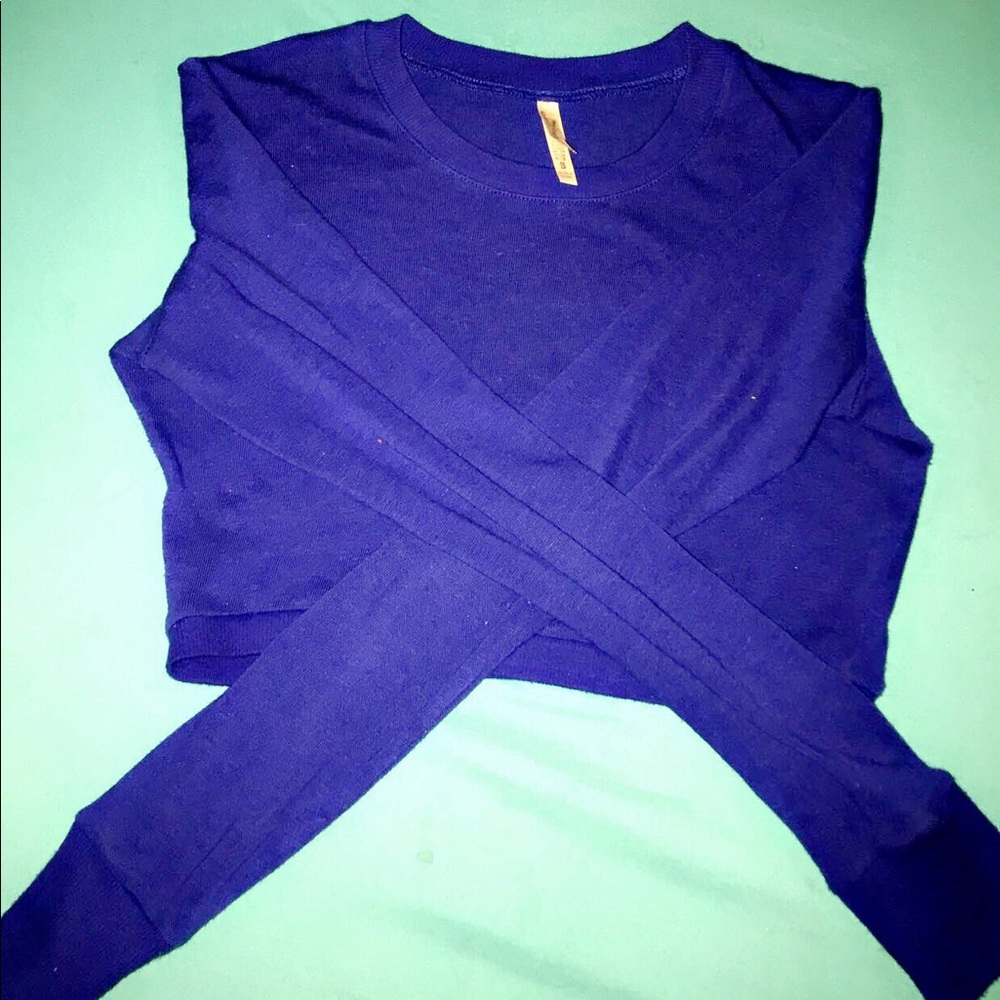 Long sleeve crop top